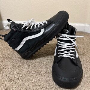 VANS Sk8-Hi MTE- Shoes - High Top Black Glitter Suede Men’s 8.5 Women’s 10